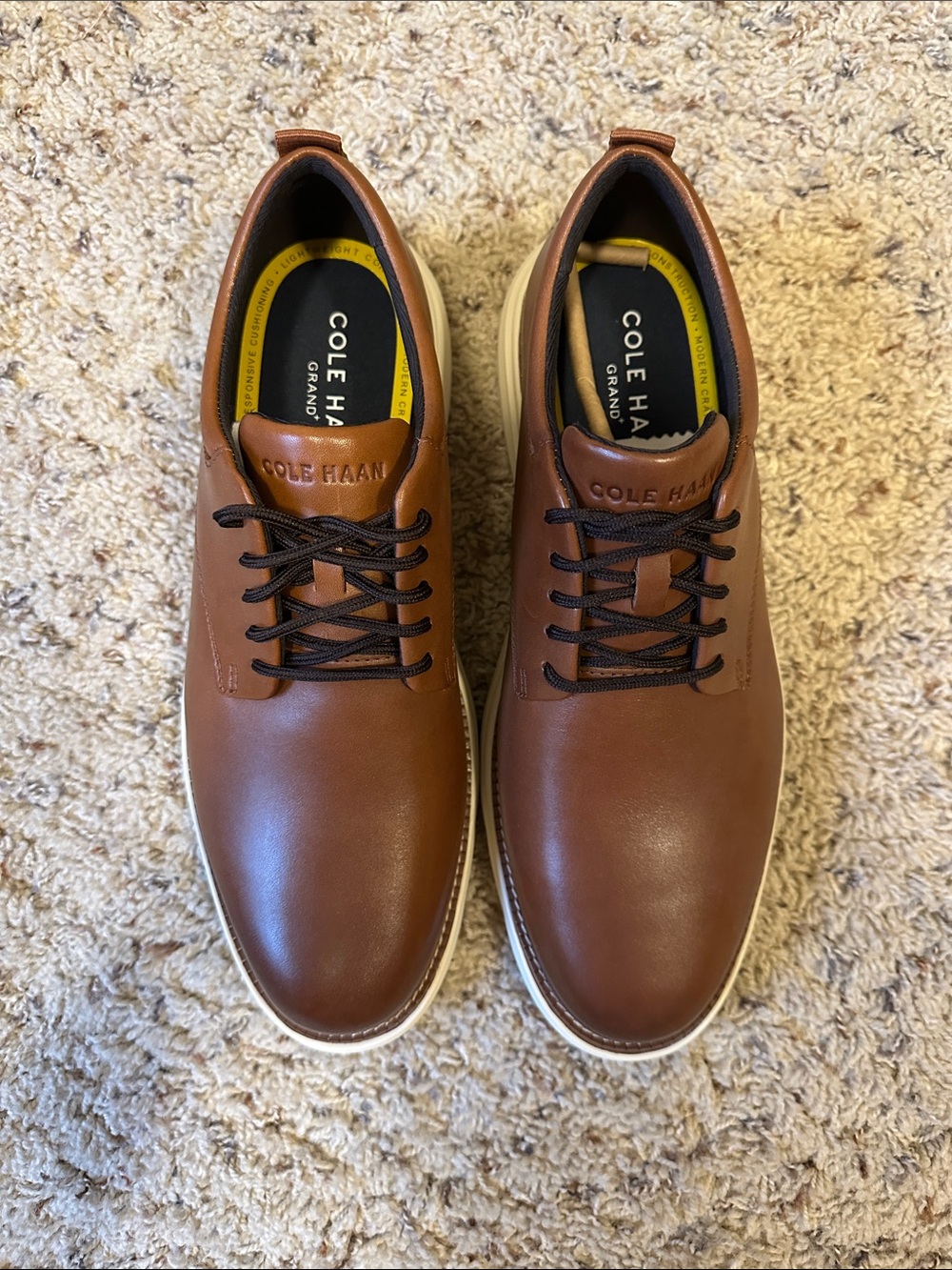Cole Haan Tan Brown Leather Derby Oxfords with White Soles - Picture 3 of 9